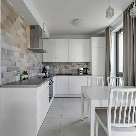 Okrzei By Grand Apartment